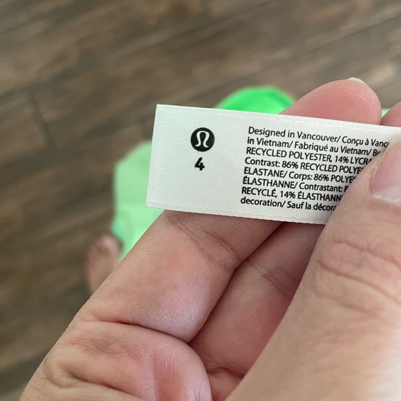 Lululemon Swift Ventilated Running Tank Top in Scream Green Light - Picture 7 of 8